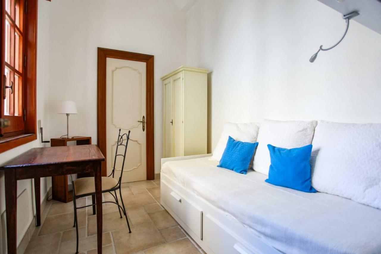 Palazzo Candido Suites & Apartments - Sit Apartment Lecce Dış mekan fotoğraf